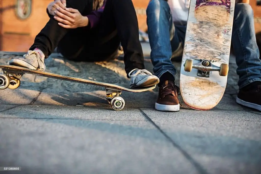 Types of skateboard deck rails