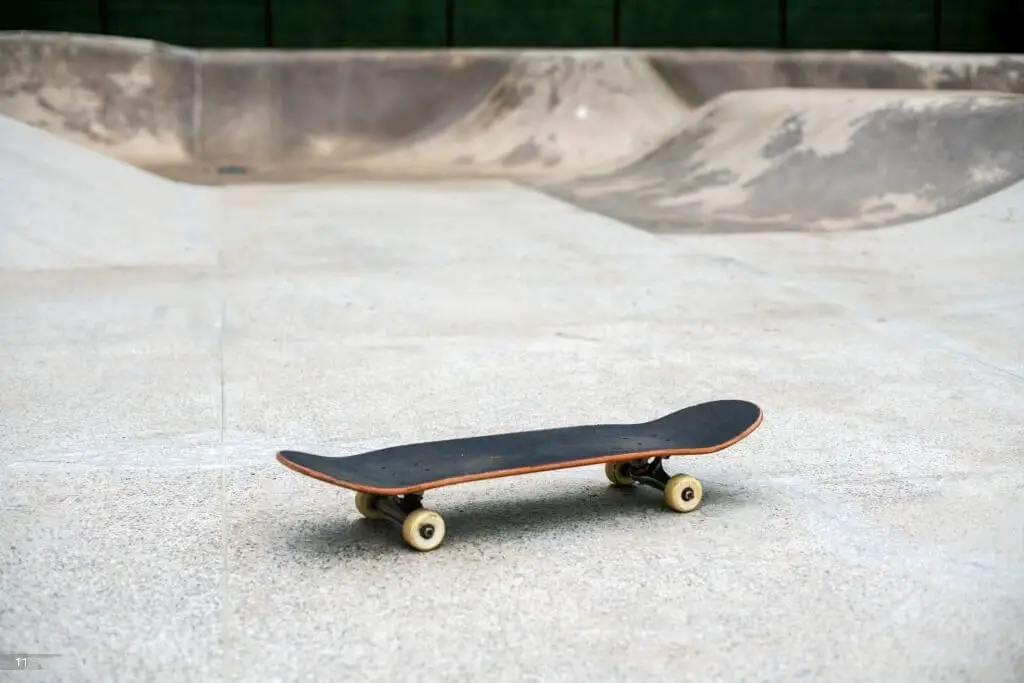 Does Skateboard Deck Brand Matter? Which Deck You Buy