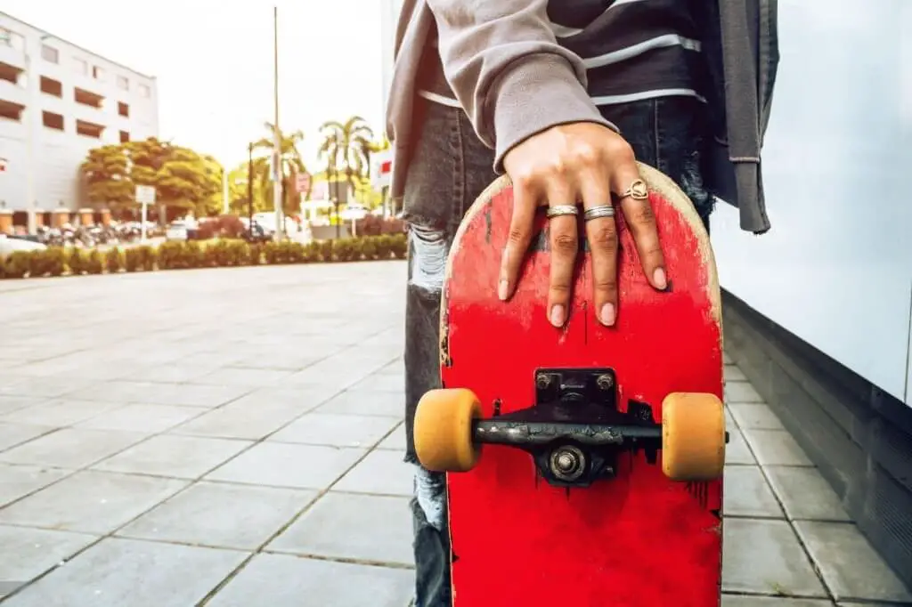 Can You Put Longboard Wheels On A Regular Skateboard?