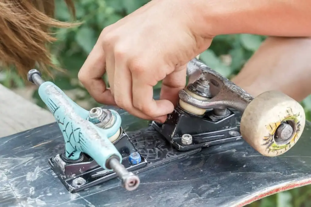 How to Put Bearings in Skateboard Wheels? 