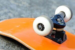 Does a Skateboard Deck Come With Wheels