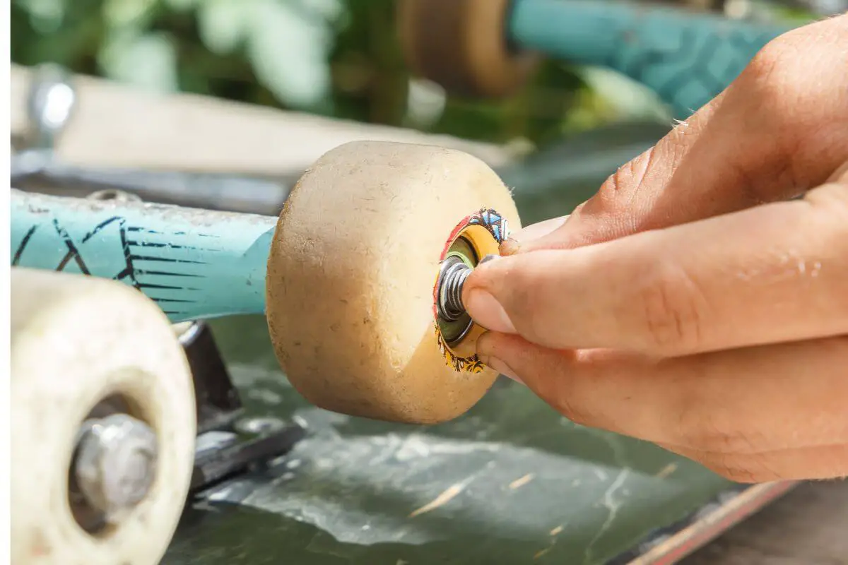 How to Change Skateboard Wheels