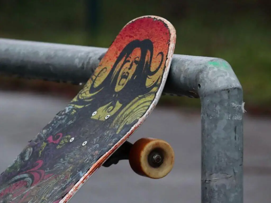 best Skateboard Varnish