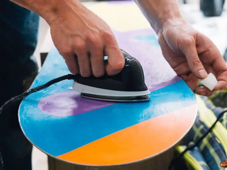 How to Wax a Snowboard