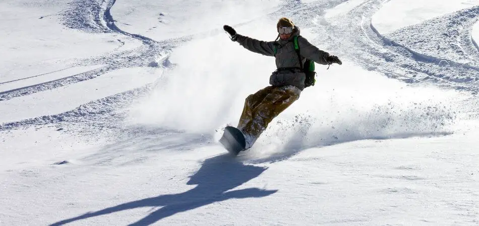 What Size Snowboard Should I Get: Expert Tips for Perfect Fit