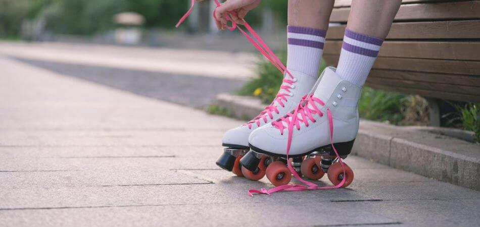 How to Lace Roller Skates